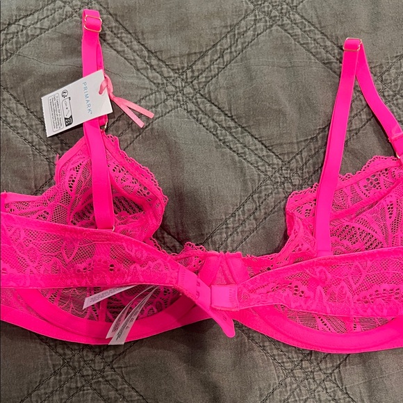 Lace Underwire Bra in Neon Pink - Picture 3 of 4